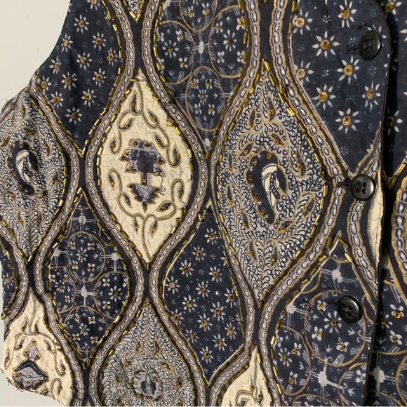 First class // blue, white beaded printed cotton vest size 40/20 wk2 - Picture 4 of 8